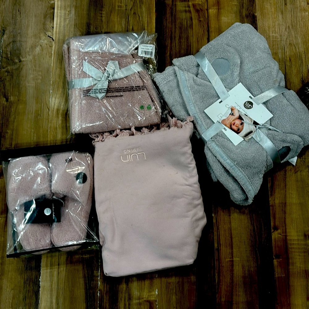 NWT towel and baby gift spa